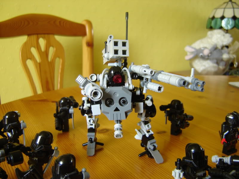 File:Immortal Head Hunter Light Recon Mecha.jpg