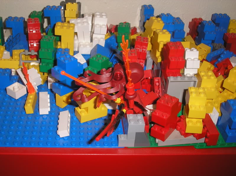Blokthulhu by Sloopofwar.jpg